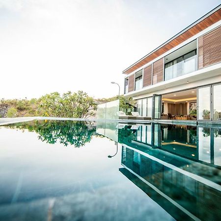 Acqua Villa Nha Trang Managed By Alternaty Exterior photo