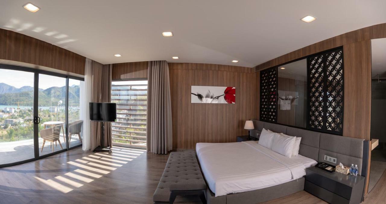 Acqua Villa Nha Trang Managed By Alternaty Exterior photo