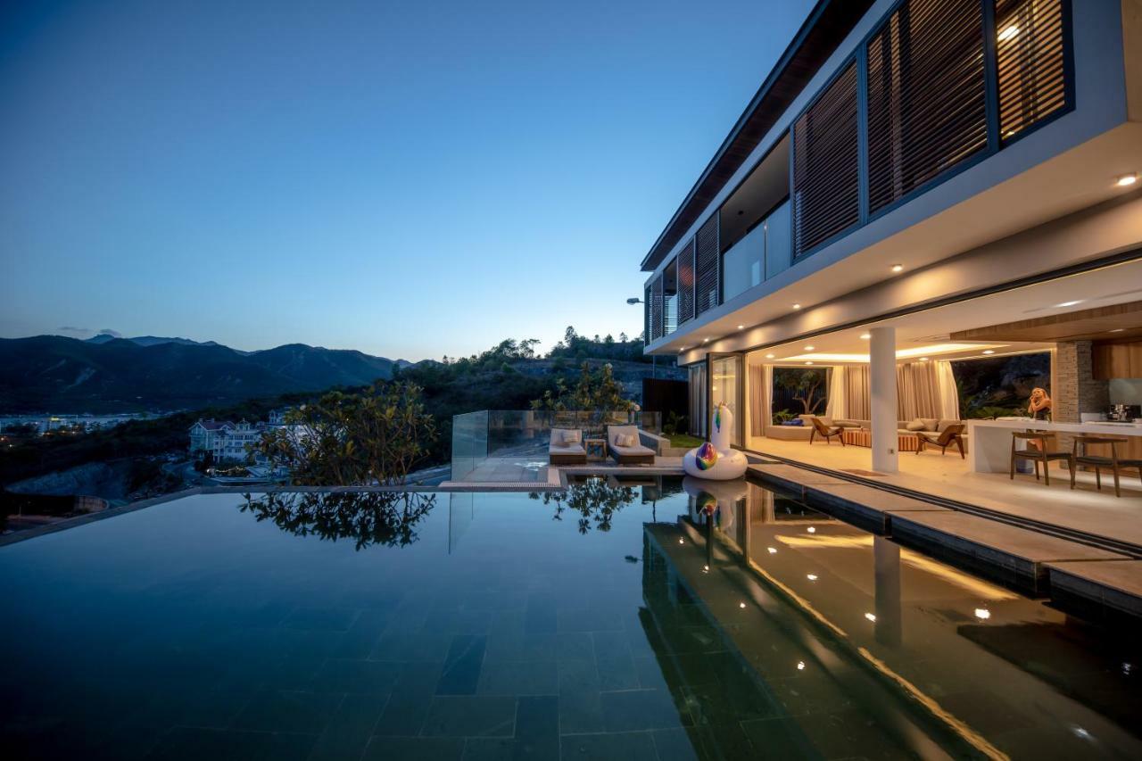 Acqua Villa Nha Trang Managed By Alternaty Exterior photo