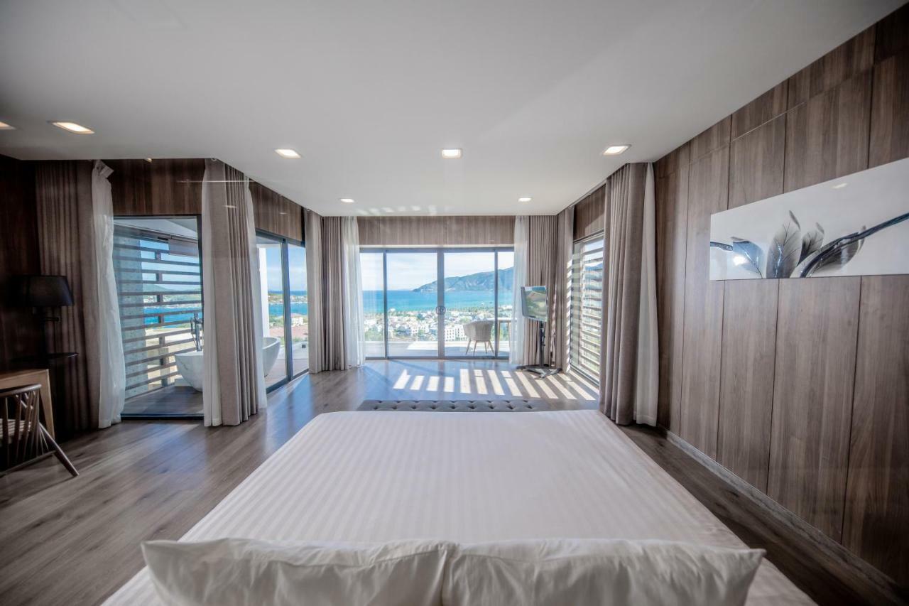 Acqua Villa Nha Trang Managed By Alternaty Exterior photo