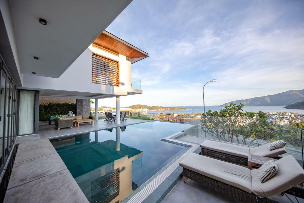 Acqua Villa Nha Trang Managed By Alternaty Exterior photo